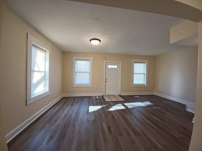 Photo - 1322 S 6th St