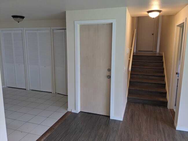 Photo - 163 Hurricane Ridge Dr