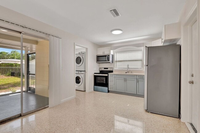 Photo - 4714 W Vasconia St