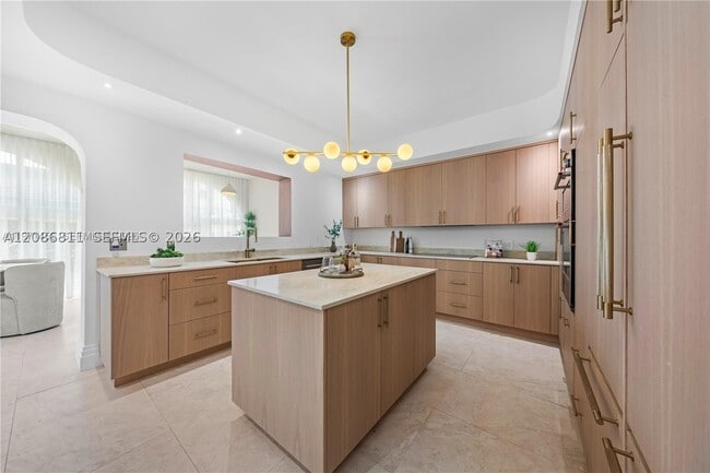 178 NE 45th St