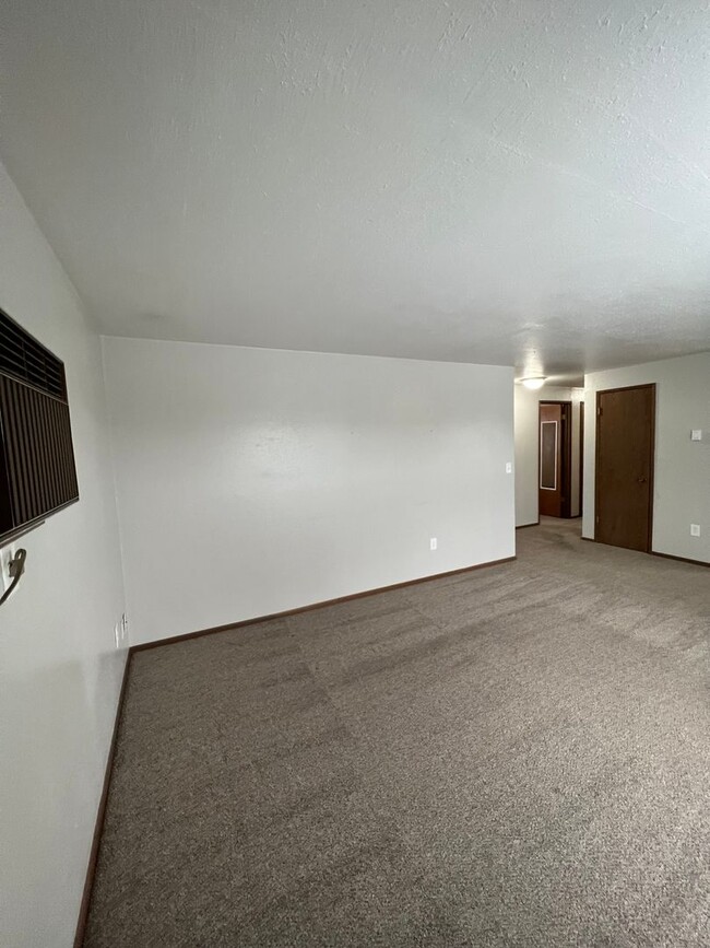 Photo - 22- 24 E. Courtland Apartment Unit 24