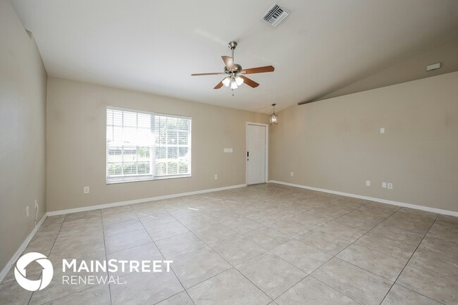 Photo - 303 NW 3rd Ave