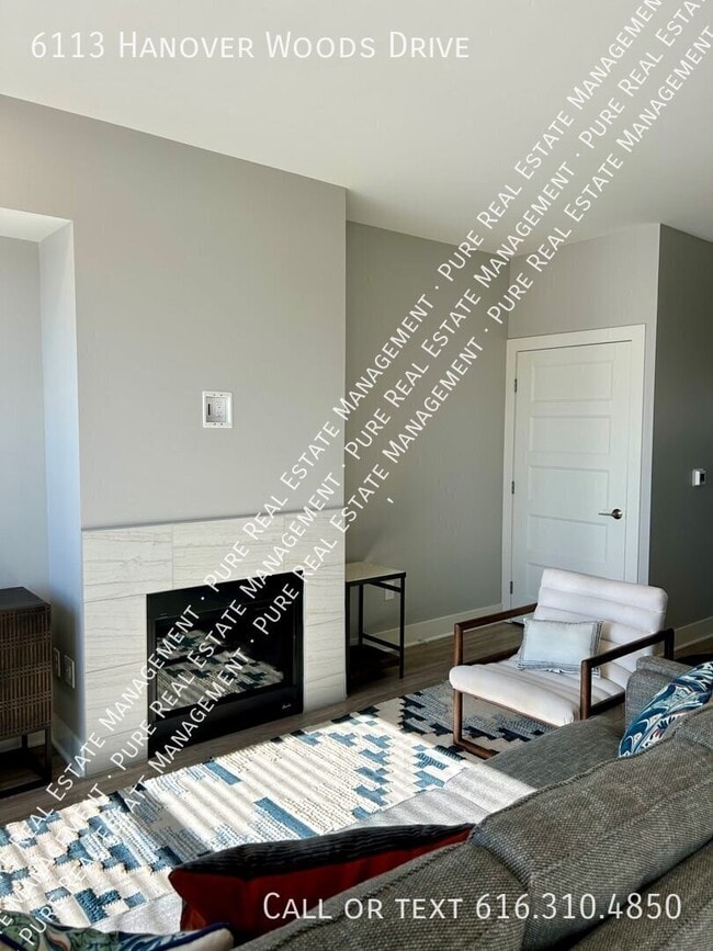 6113 Hanover Woods Dr