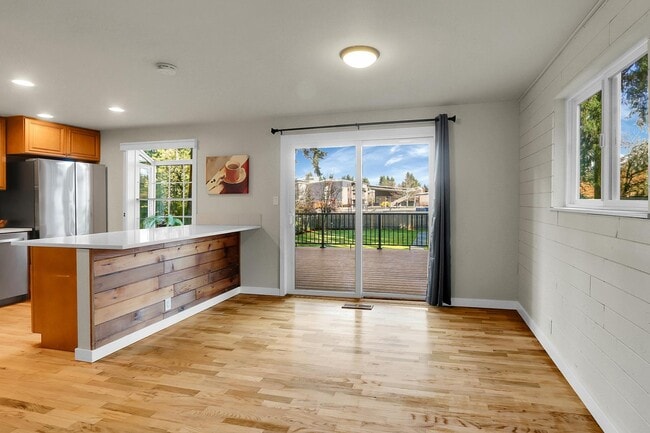 Photo - 6124 123rd Ave NE