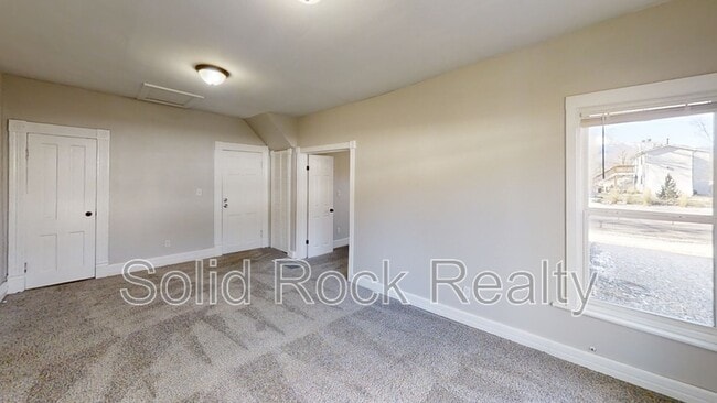 Photo - 219 N Institute St Unit 2