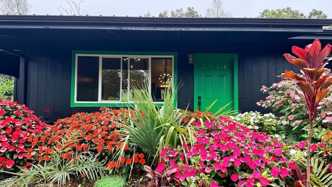 Photo - 11-3885 Nahelenani Street