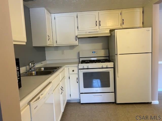 Photo - 545 Goucher St