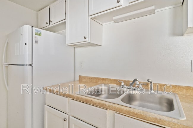 Photo - 18051 E Kentucky Ave Unit 104