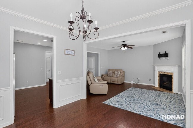 Photo - 615 Township Cir