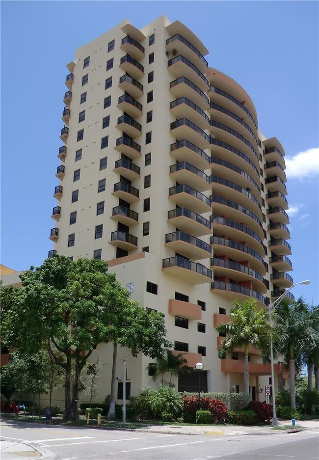 Photo - 2301 SW 27th Ave Apartments Unit 1006