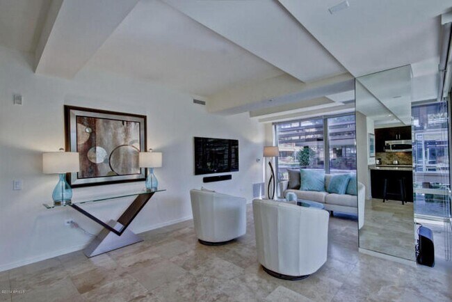 Photo - KMAR7131-5001 Unidad (Furnished)