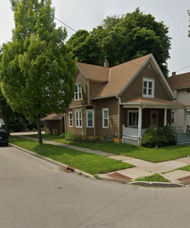 Building Photo - 6630 26th Ave Rental