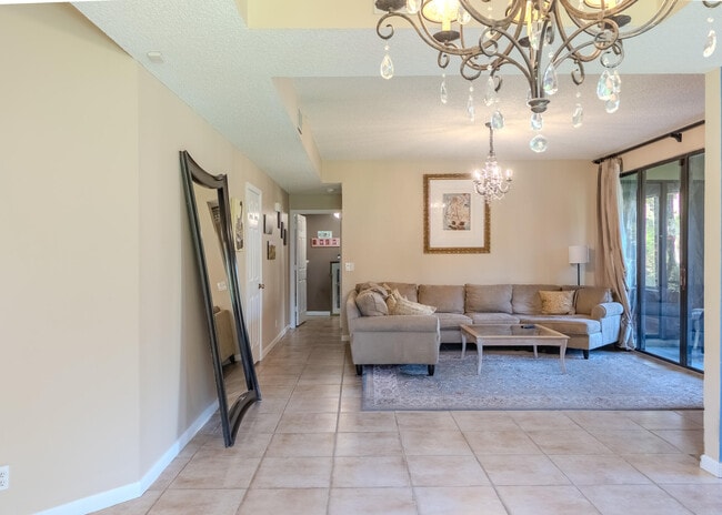 Photo - 10527 NW 10th St Unit B-130