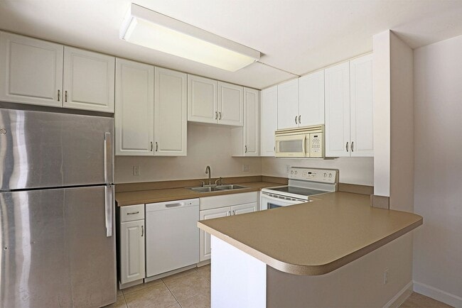Photo - 1538 Park Meadows Dr Unit 1538 Park Meadows Dr. #3