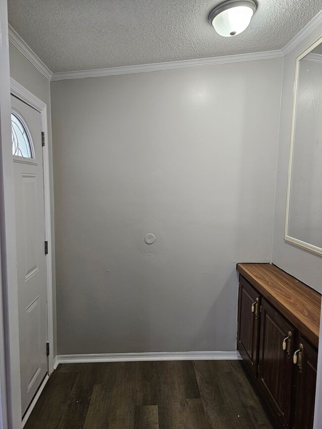 Photo - Renovated 3 Bedroom 2 Bath Home- Minutes from Shopping & Restaurants