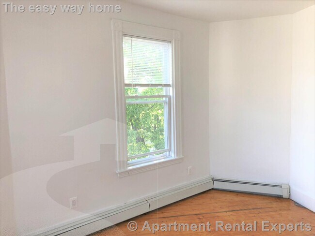 Photo - 56 Portsmouth St Unit #3