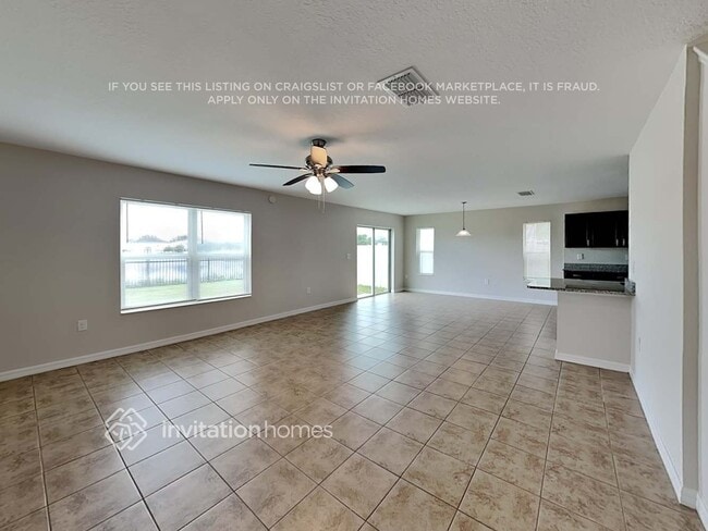 10420 Laguna Plains Dr
