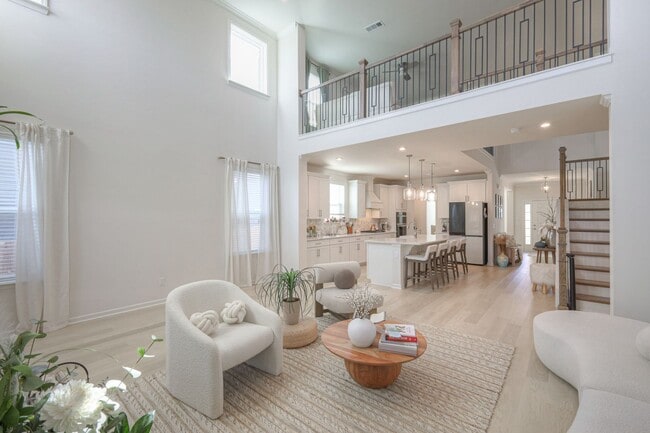 Photo - 464 Mabels Wy