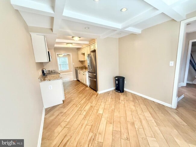 Photo - 5439 Richenbacher Ave