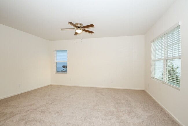 Photo - 153 Hargrave Ave