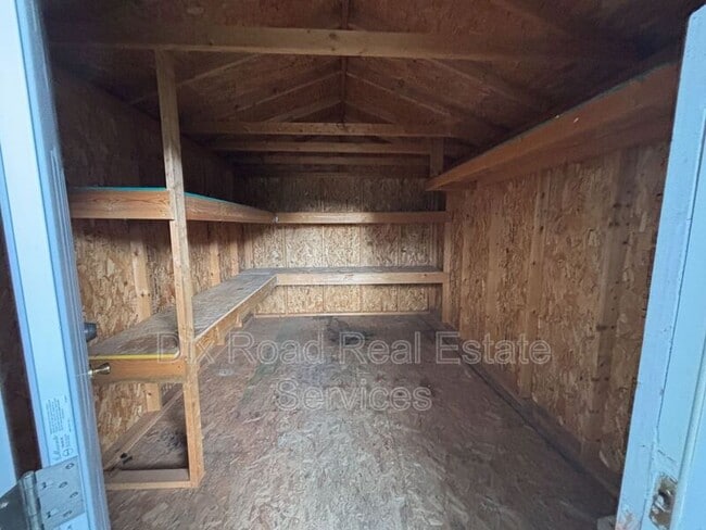 Photo - 272 Symmes Rd