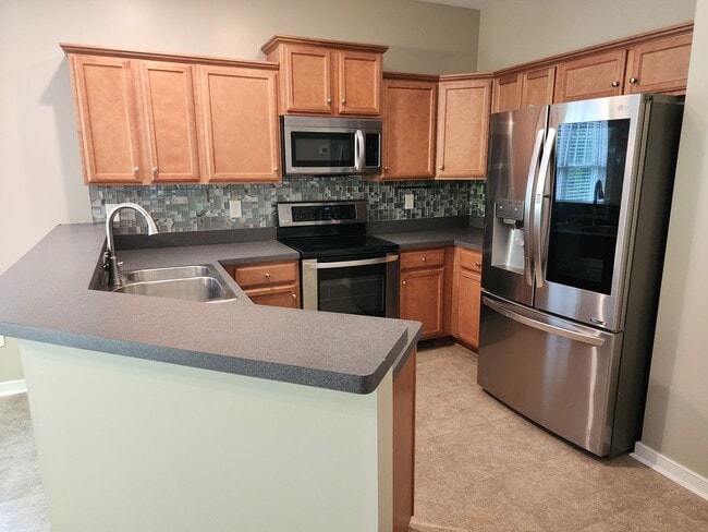 Photo - Beautiful Spacious Home in Huntington Place!