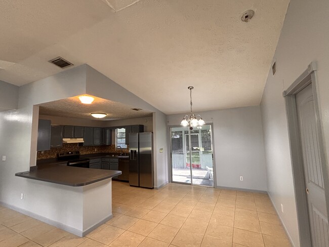 Photo - 1318 SW Ackard Ave