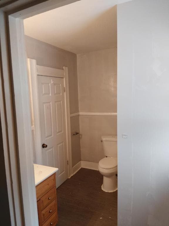 Photo - 87 Vennum Ave