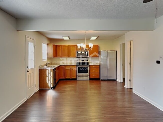 Photo - 2142 Olympia Dr