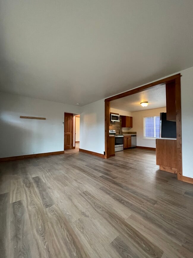 Photo - 1204 W Story St Unidad A