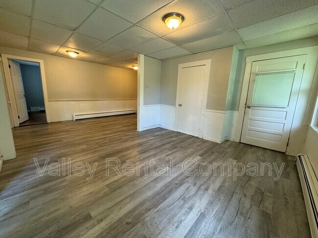 747 Main St