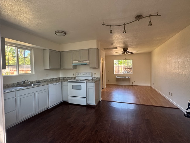 Photo - 2600 Andrade Way Unit #2552