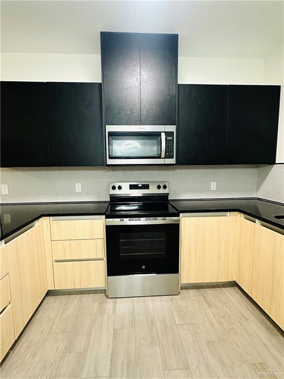 Photo - 13 N 39th St