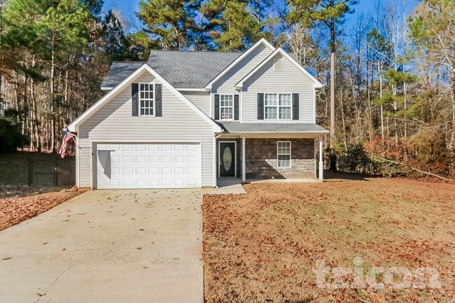 Photo - 335 Orleans Blvd