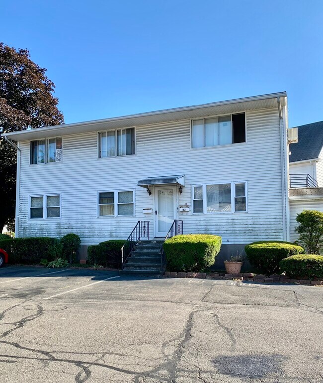 Building Photo - 466 Middletown Ave Unit APT 23