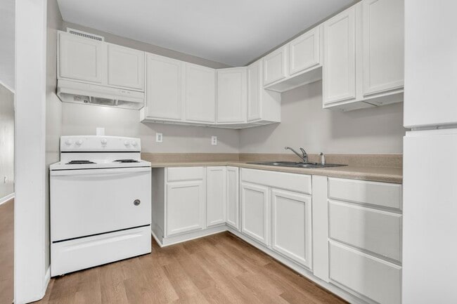 Photo - 803 E Broad St