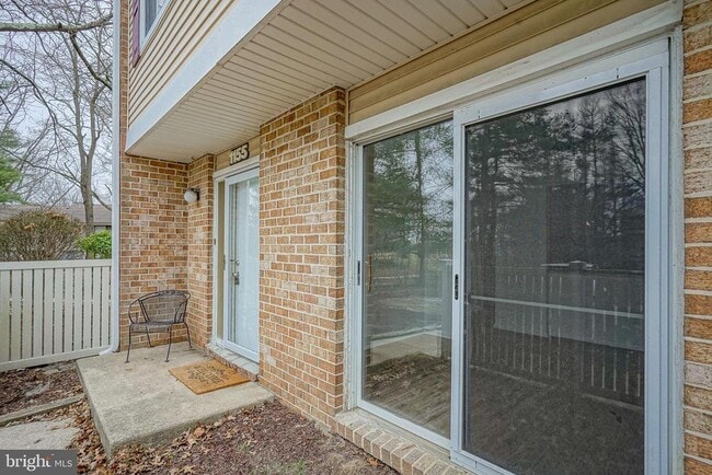 Building Photo - 1155 Golden Pond Ct