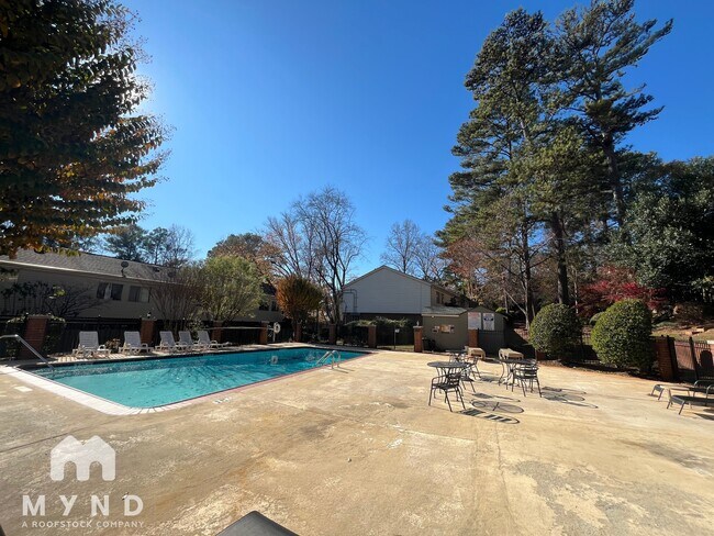 Photo - 3312 Northcrest Rd Townhome