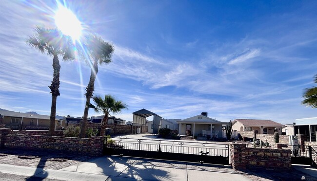 Building Photo - 13407 E 55th St