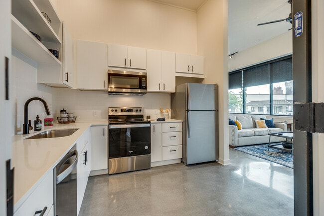 Estudio - City South Apartments