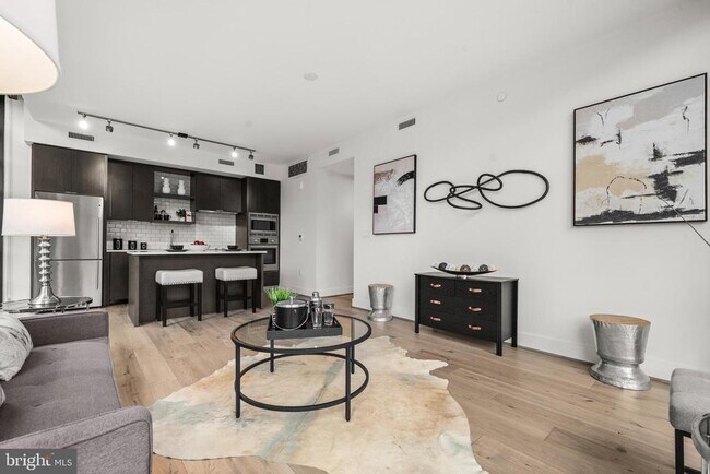 Photo - 1300 4th St SE Unit 312