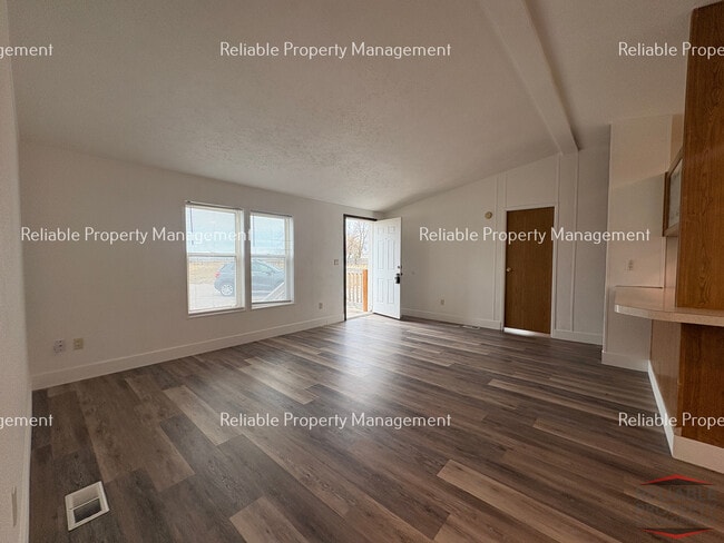 Photo - 254 N 700 W Casa