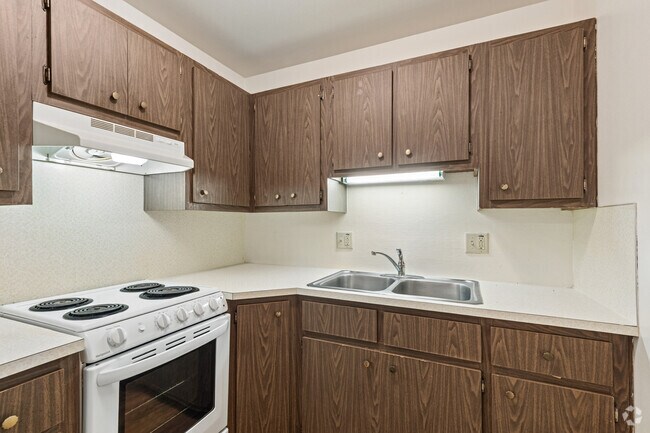 1BR, 1BA - 700SF - Kitchen