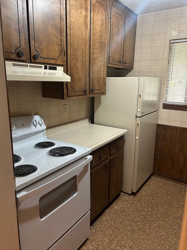 Photo - Campus View Apt-Walking Distance to UGA!