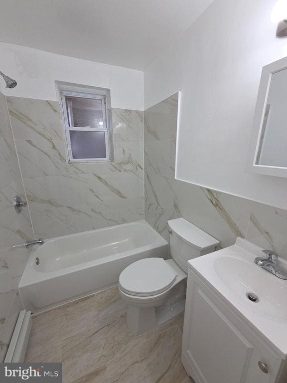 Photo - 553 Fanshawe St