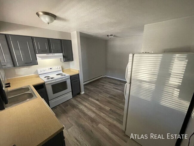 Photo - 2855 W Montebello-1 Unidad 1