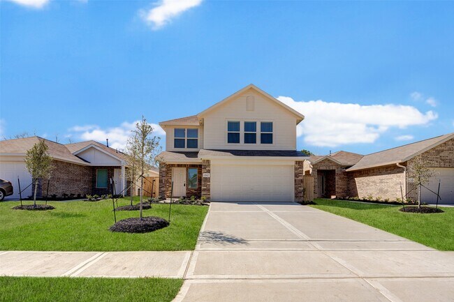 Photo - 17827 Pemswood Dr