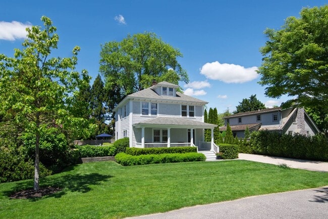 Photo - 61 Jennings Ave