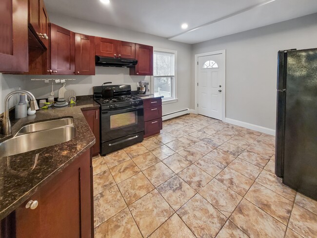 Photo - 64 Day St Apartment Unit 1