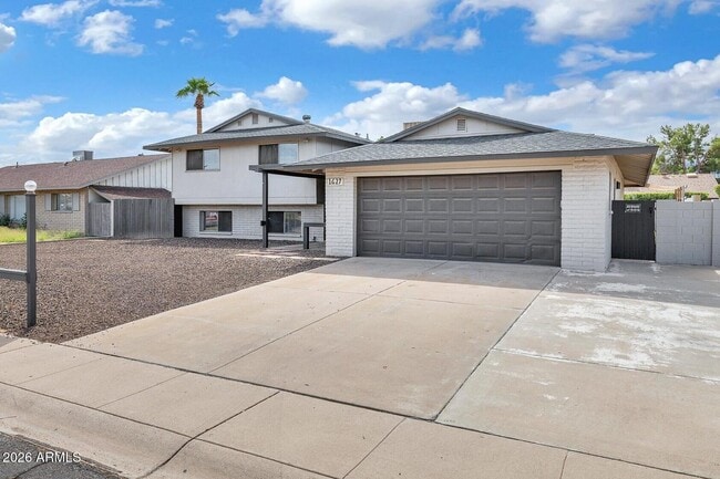 1627 E Fremont Dr